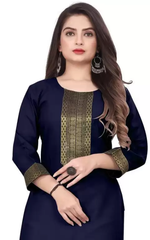 Women Solid Cotton Blend Straight Kurta